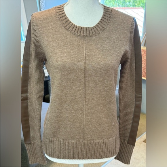 Women's Evereve HarlowTaupe Sweater with Brown Leather Accents - Picture 2 of 2
